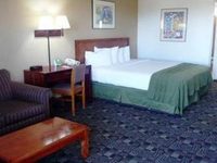 Quality Inn & Suites North Legoland Area