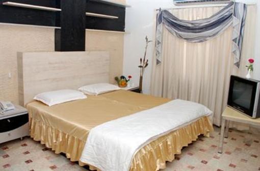 фото отеля Tanisha Hotel Hyderabad