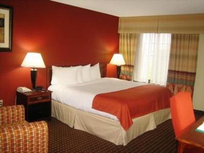 фото отеля Holiday Inn Owatonna