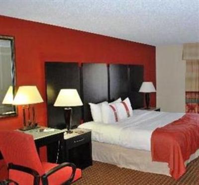 фото отеля Holiday Inn Owatonna