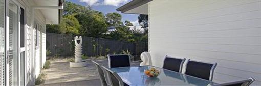 фото отеля Away on Belongil Fields Holiday Rental Byron Bay