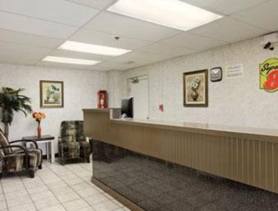 фото отеля Super 8 Motel Columbus