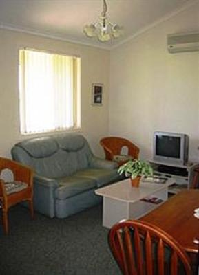 фото отеля Madigan Vineyard Cottages Rothbury (Australia)