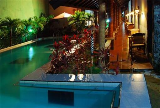 фото отеля Rumah Palagan Guest House