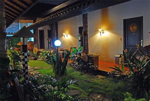 фото отеля Rumah Palagan Guest House