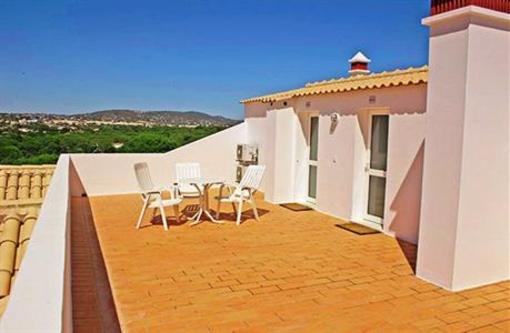фото отеля Apartamentos Turisticos Jose De Sousa Almancil