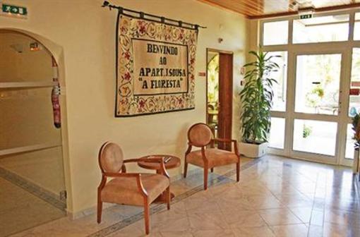 фото отеля Apartamentos Turisticos Jose De Sousa Almancil