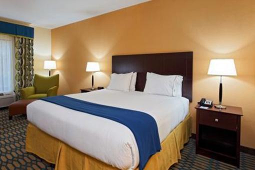 фото отеля Holiday Inn Express Hotel & Suites Andalusia