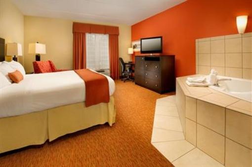 фото отеля Holiday Inn Express Hotel & Suites Chattanooga Downtown
