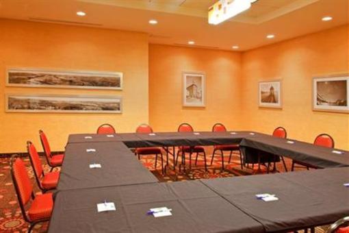 фото отеля Holiday Inn Express Hotel & Suites Chattanooga Downtown