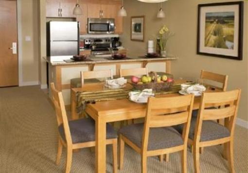 фото отеля Founders Pointe