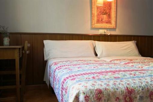 фото отеля Hostal La Vera