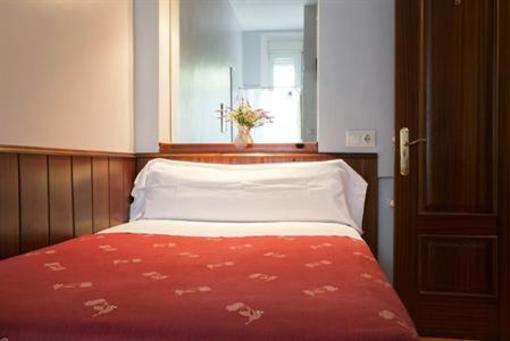 фото отеля Hostal La Vera
