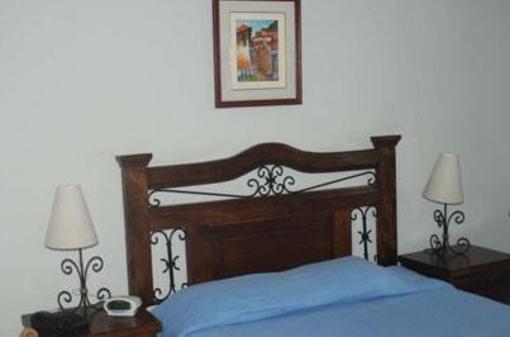 фото отеля Hostal Buena Vista Lima