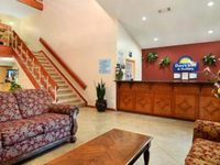 Days Inn and Suites Six Flags Atlanta