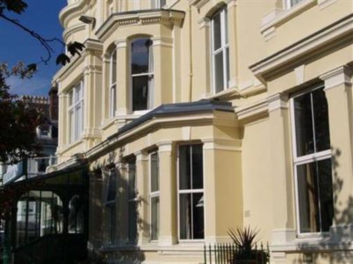 фото отеля The Broadway Hotel Llandudno