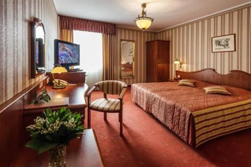 фото отеля Henlex Hotel