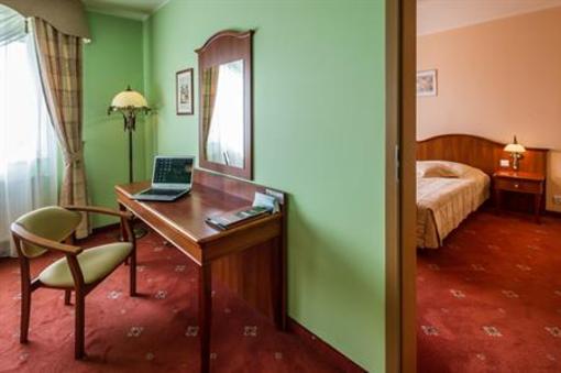 фото отеля Henlex Hotel