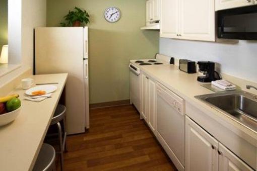 фото отеля Extended Stay Deluxe Richmond - I-64 - West Broad Street