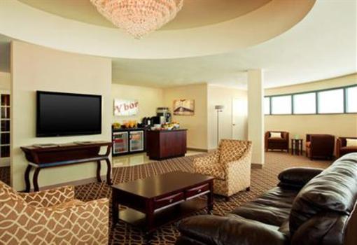 фото отеля Sheraton Tampa East Hotel