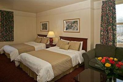 фото отеля Renoir Hotel