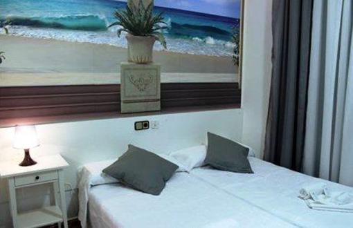 фото отеля Hostal Comercial
