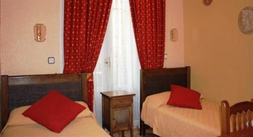 фото отеля Hostal Comercial