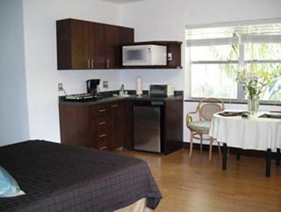 фото отеля Indian Creek Suites Miami Beach