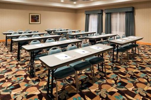 фото отеля Holiday Inn Express Hotel & Suites Atlanta Southwest-Fairburn