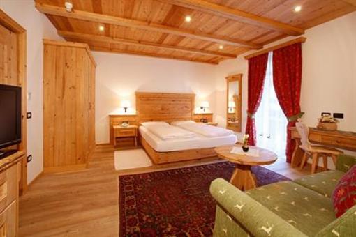фото отеля Hotel Corona Selva Di Val Gardena