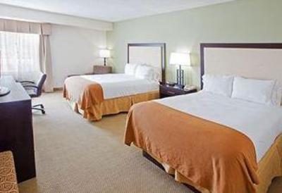 фото отеля Holiday Inn Express Broadway Myrtle Beach