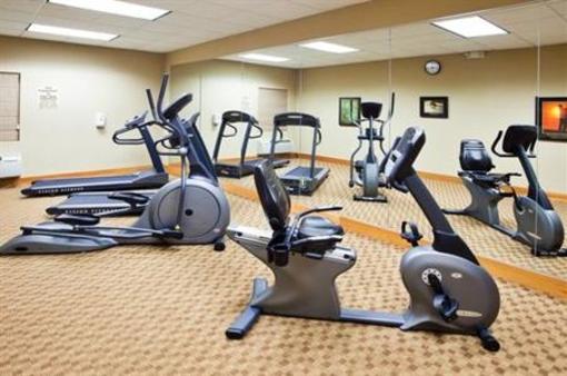 фото отеля Holiday Inn Express Broadway Myrtle Beach