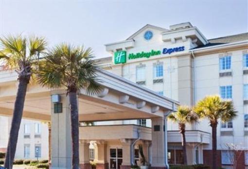фото отеля Holiday Inn Express Broadway Myrtle Beach