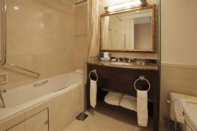 фото отеля Hotel New Grand Yokohama