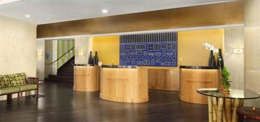 фото отеля Embassy Suites Tampa Airport/Westshore