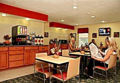 фото отеля SpringHill Suites Phoenix Metrocenter Mall I-17