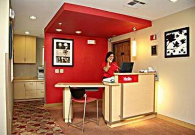 фото отеля SpringHill Suites Phoenix Metrocenter Mall I-17