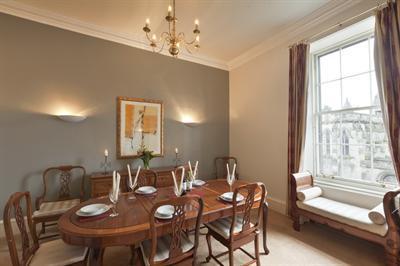 фото отеля Advocates Apartments Royal Mile