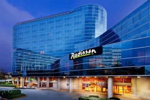 фото отеля Radisson Hotel Vancouver Airport