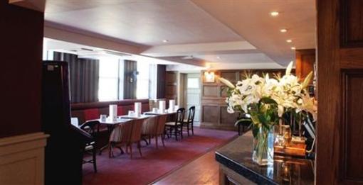 фото отеля The Honest Lawyer Hotel Croxdale Durham