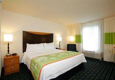фото отеля Fairfield Inn & Suites Melbourne