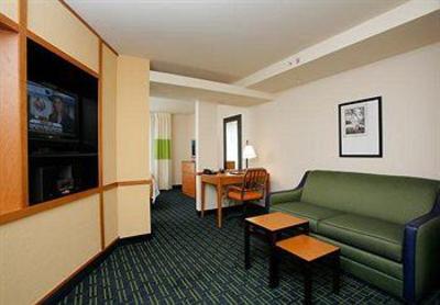 фото отеля Fairfield Inn & Suites Melbourne