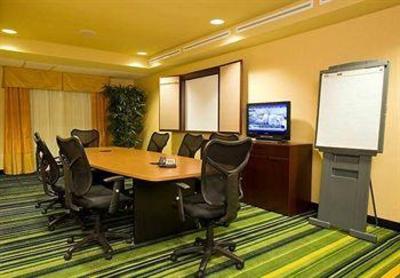 фото отеля Fairfield Inn & Suites Melbourne