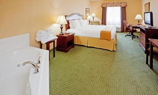 фото отеля Holiday Inn Express Hotel & Suites Binghamton University Vestal