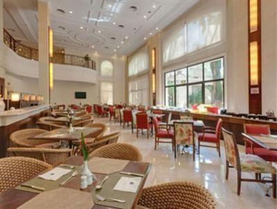 фото отеля Tryp Campinas
