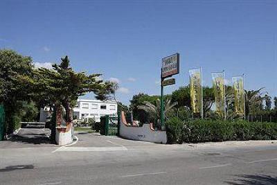 фото отеля Hotel Capo Circeo