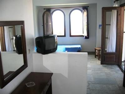 фото отеля Toroneos Hotel
