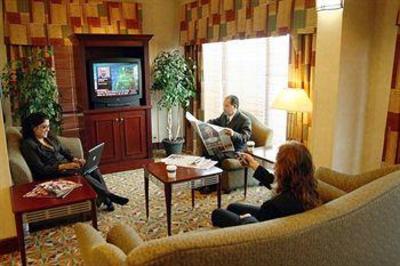 фото отеля Hampton Inn by Hilton Torreon-Airport Galerias