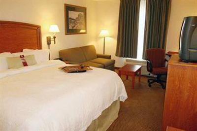 фото отеля Hampton Inn by Hilton Torreon-Airport Galerias