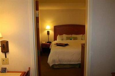 фото отеля Hampton Inn by Hilton Torreon-Airport Galerias